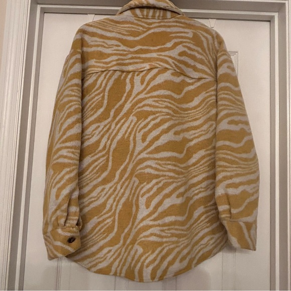 Anthropologie RAHI Zebra Shirt Jacket Size S - Picture 8 of 8